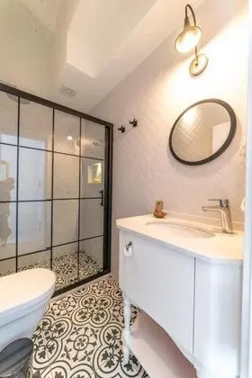 Standart Oda, Avlu Manzaralı