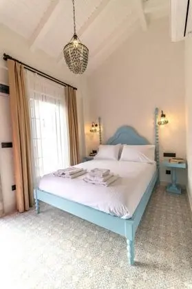 Standart Oda, Avlu Manzaralı