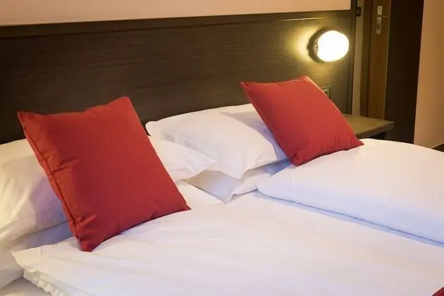 Standard Üç Kişilik Oda