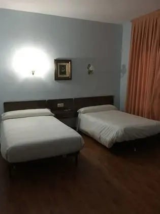 İki Ayrı Yataklı Oda, 2 Tek Kişilik Yatak