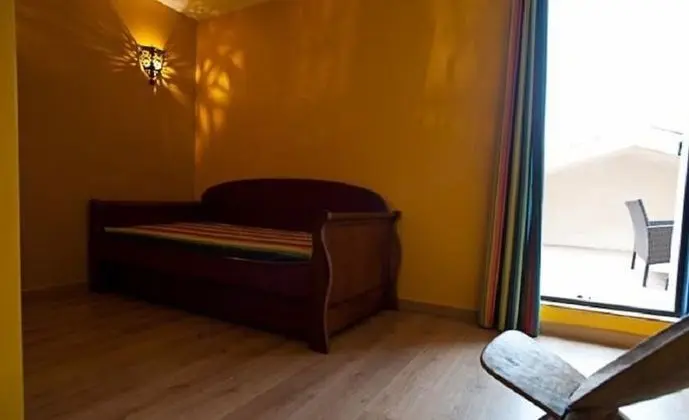 İki Ayrı Yataklı Oda (Mimosas)