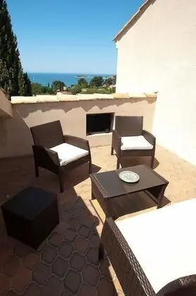 İki Ayrı Yataklı Oda (Mimosas)