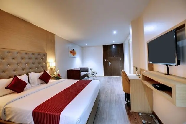 Deluxe Tek Büyük Yataklı Oda