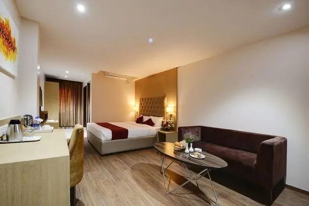 Deluxe Tek Büyük Yataklı Oda