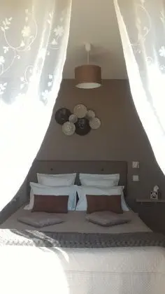 Tek Büyük Yataklı Oda (Brume d'ete)