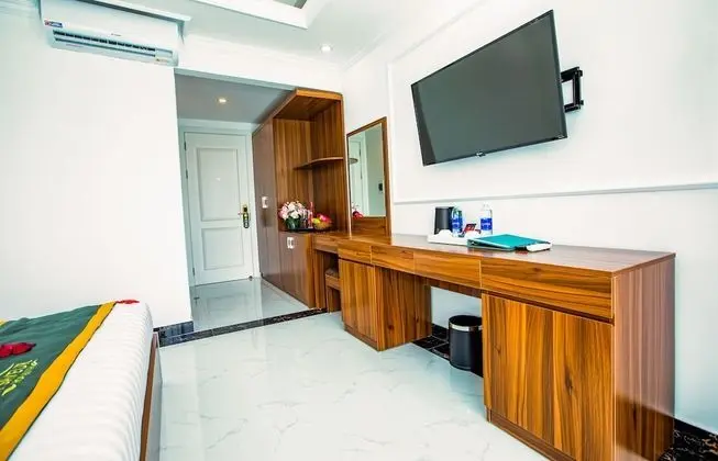 Deluxe Tek Büyük Yataklı Oda