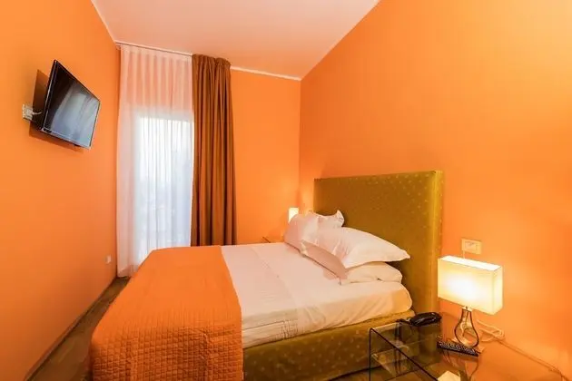 Standard Tek Büyük veya İki Ayrı Yataklı Oda