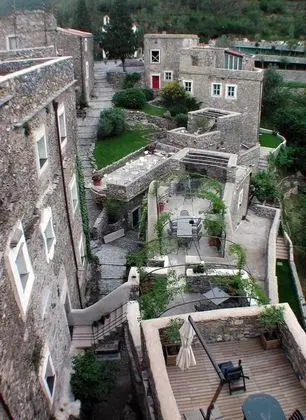 Ev, 1 Büyük (Queen) Boy Yatak