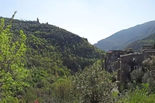 Ev, 1 Büyük (Queen) Boy Yatak