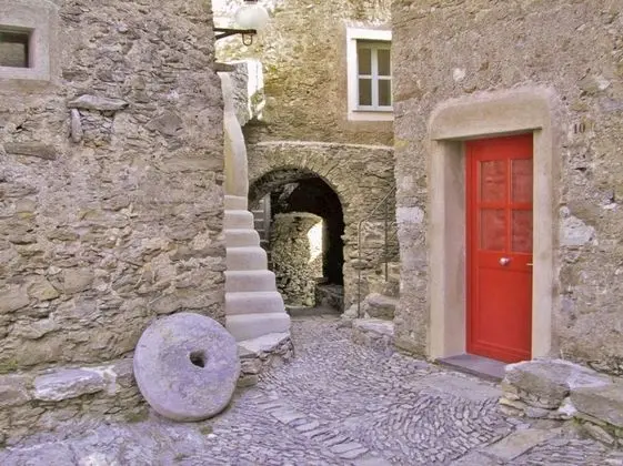 Ev, 1 Büyük (Queen) Boy Yatak