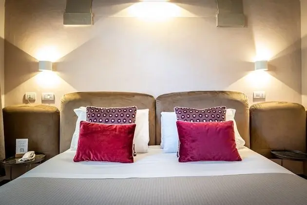 Standard Tek Büyük Yataklı Oda, Bahçe Manzaralı