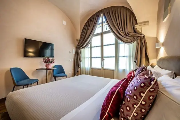 Standard Tek Büyük Yataklı Oda, Bahçe Manzaralı