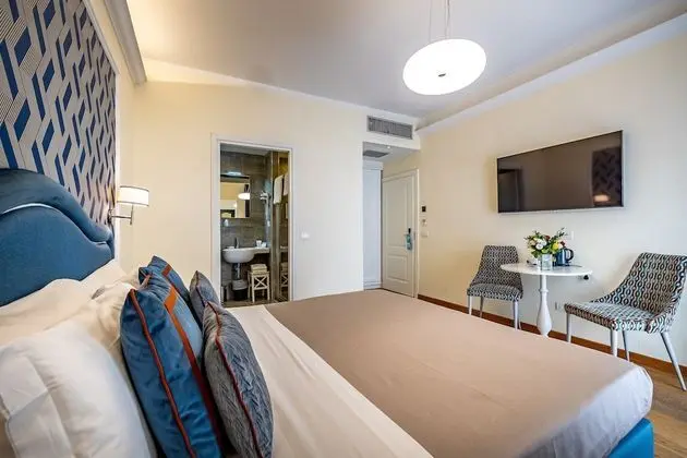 Standard Tek Büyük Yataklı Oda, Bahçe Manzaralı