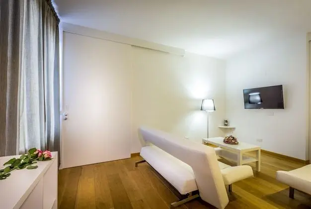 Superior Tek Büyük veya İki Ayrı Yataklı Oda, Bahçe Manzaralı