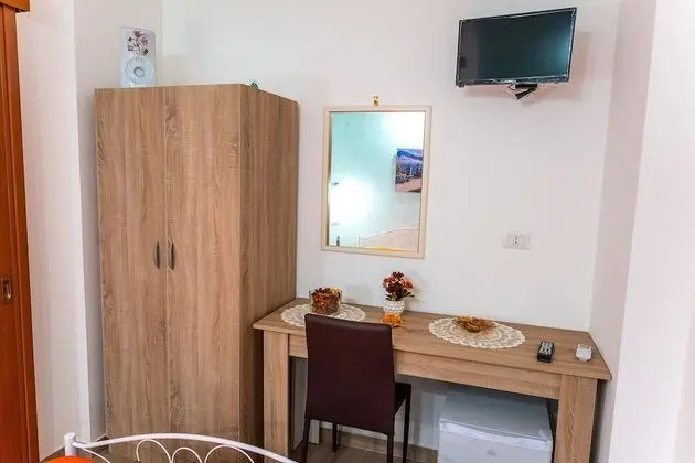 Tek Büyük Yataklı Oda