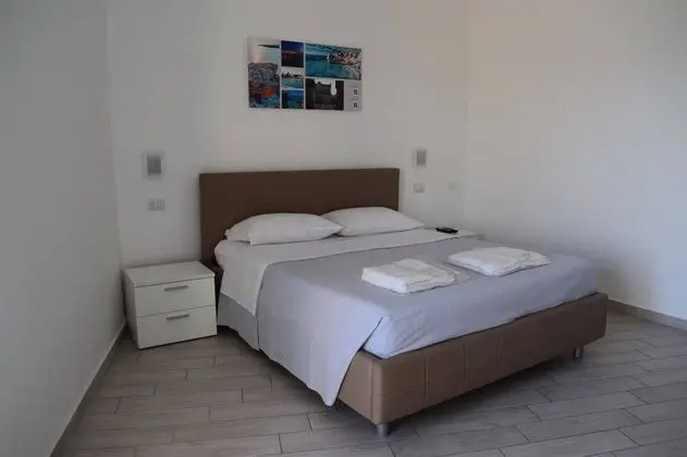 Standard Tek Büyük Yataklı Oda