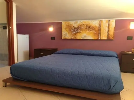 Tek Büyük Yataklı Oda, Balkon
