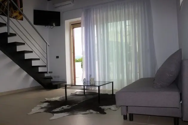 Deluxe Süit, Sigara İçilmez