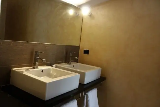 Deluxe Süit, Sigara İçilmez