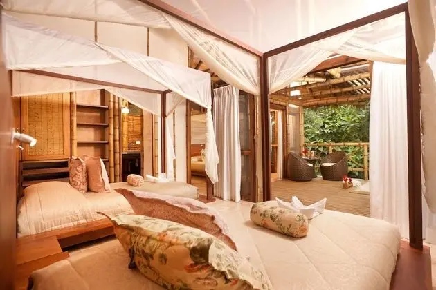 Family Tek Büyük veya İki Ayrı Yataklı Oda