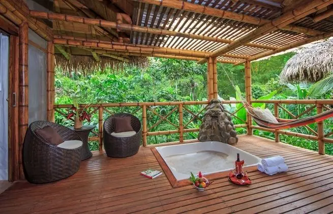 Family Tek Büyük veya İki Ayrı Yataklı Oda