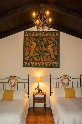 Deluxe Tek Büyük Yataklı Oda, 2 Çift Kişilik Yatak