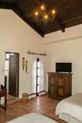 Deluxe Tek Büyük Yataklı Oda, 2 Çift Kişilik Yatak