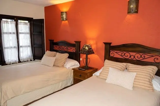 Deluxe Tek Büyük Yataklı Oda, 2 Çift Kişilik Yatak