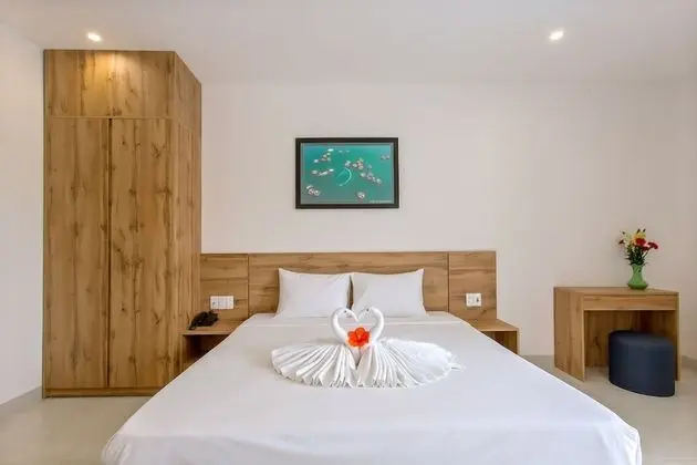 Deluxe Tek Büyük Yataklı Oda, Balkon
