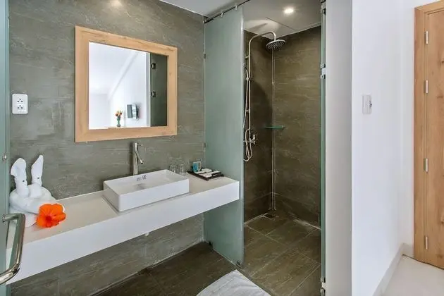 Deluxe Tek Büyük Yataklı Oda, Balkon
