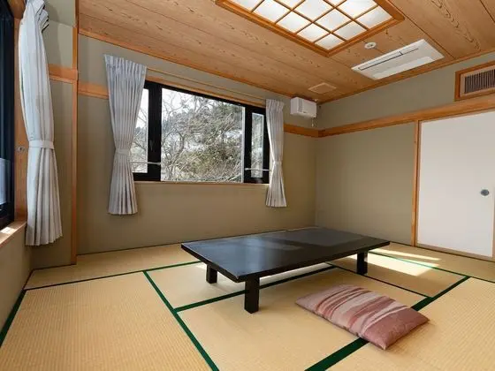 Family Oda (Side Sea View)