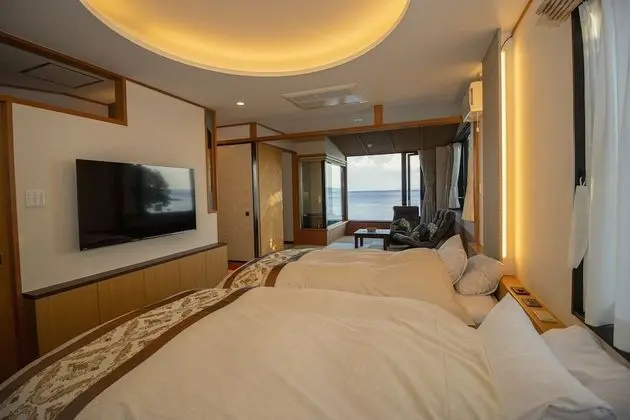 Luxury Oda