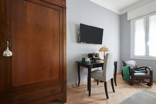 Tek Büyük veya İki Ayrı Yataklı Oda, Özel Banyo