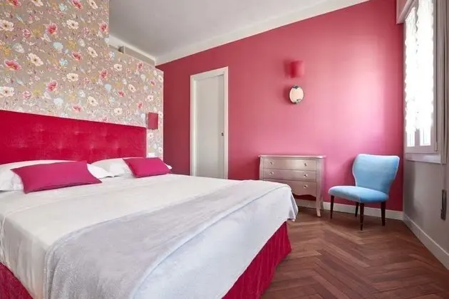 Tek Büyük Yataklı Oda, Balkon