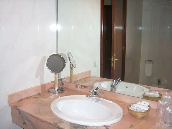 İki Ayrı Yataklı Oda