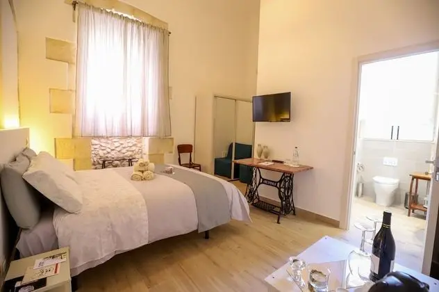 Premium Tek Büyük Yataklı Oda