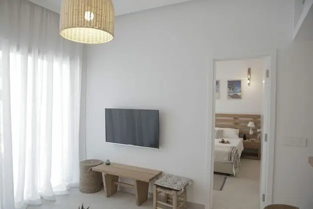 Junior Süit, 1 En Büyük (King) Boy Yatak ve Çekyat, Balkon