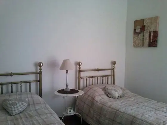 İki Ayrı Yataklı Oda, 2 Tek Kişilik Yatak, Ortak Banyo