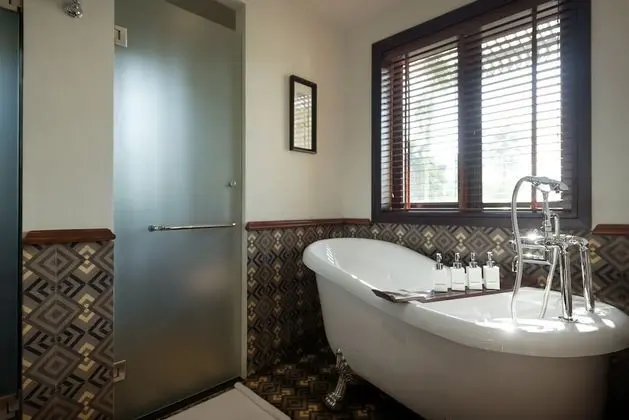 Junior Oda, Balkon (Suites, New Wing)