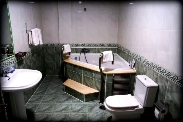 Tek Büyük Yataklı Oda, Jakuzi