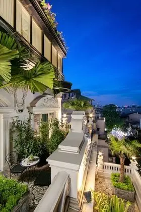 Deluxe Tek Büyük veya İki Ayrı Yataklı Oda