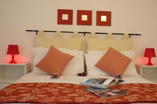 Apart Daire, 2 Yatak Odası, Küçük Mutfak