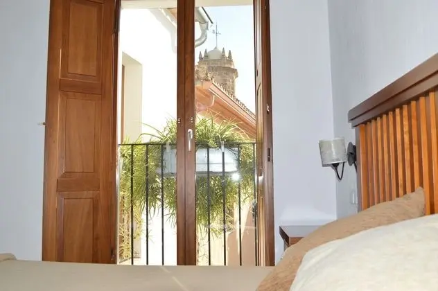 Basic Tek Büyük Yataklı Oda, Şehir Manzaralı