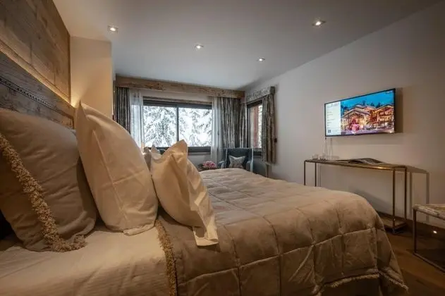 Premium Tek Büyük Yataklı Oda