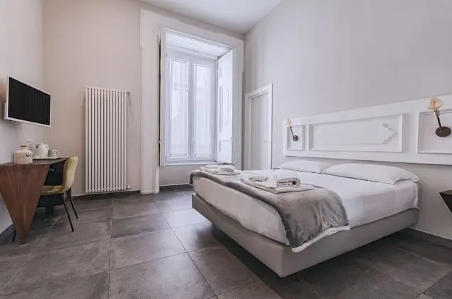 Classic Tek Büyük Yataklı Oda