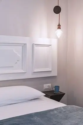 Classic Tek Büyük Yataklı Oda