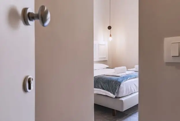 Classic Tek Büyük Yataklı Oda