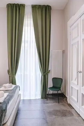 Classic Tek Büyük Yataklı Oda