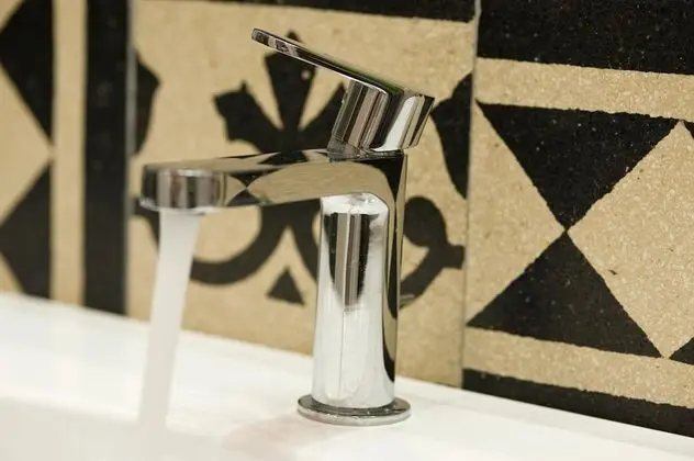 Classic Tek Büyük Yataklı Oda