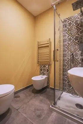 Classic Tek Büyük Yataklı Oda